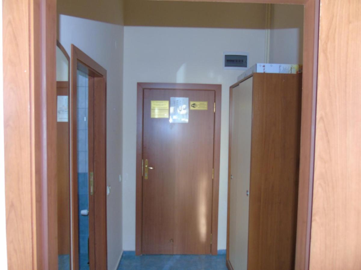 Хотел Флора private studio All seasons Apartment Боровец Екстериор снимка